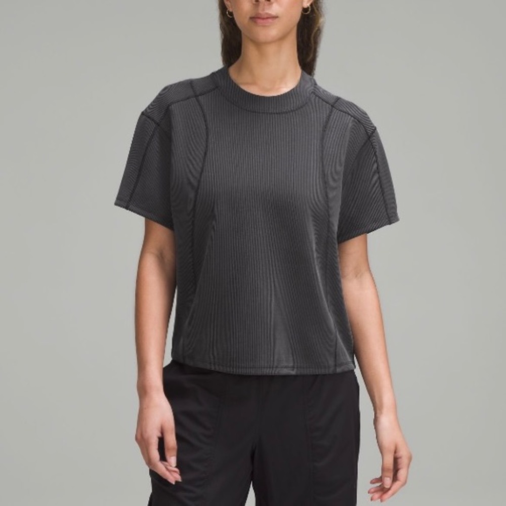 NWT Lululemon Ribbed Softstreme T-Shirt
